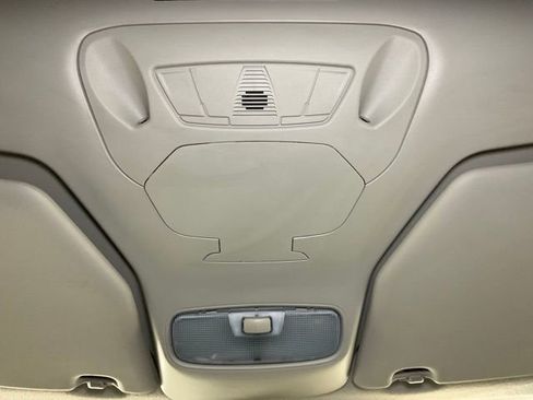 Used 2022 Ford Transit Connect XL image 19