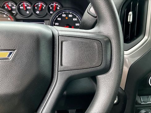Used 2025 Chevrolet Silverado 1500 Custom AWD/4WD image 9
