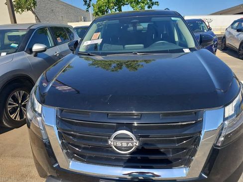 Used 2022 Nissan Pathfinder SV FWD image 4