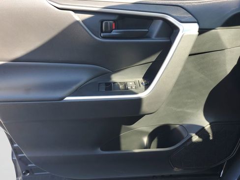 Certified 2023 Toyota RAV4 LE FWD image 18