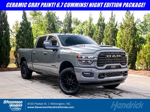 Used 2026 RAM 2500 Laramie AWD/4WD image 1