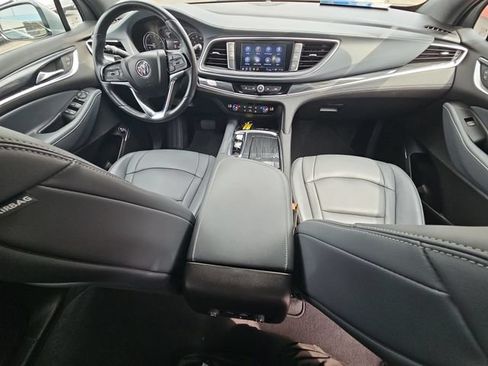 Used 2023 Buick Enclave Essence AWD/4WD image 22