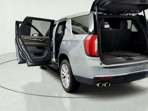 Used 2024 GMC Yukon Denali AWD/4WD image 11