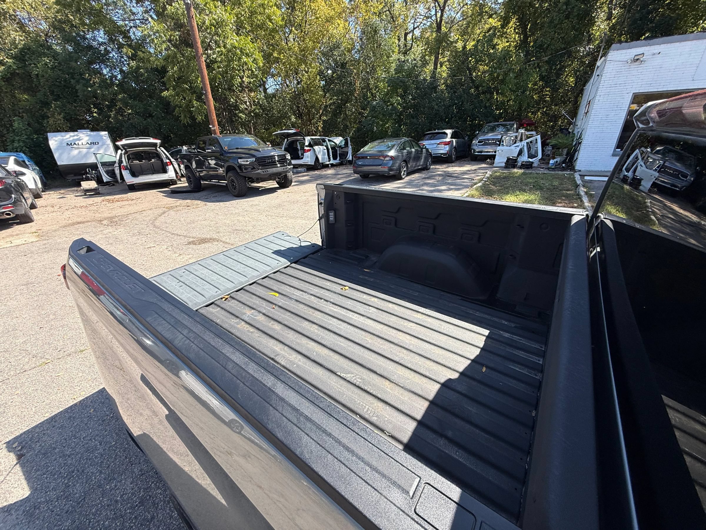 Used 2021 Chevrolet Silverado 1500 RST w/ Bed Protection Package RWD image 11