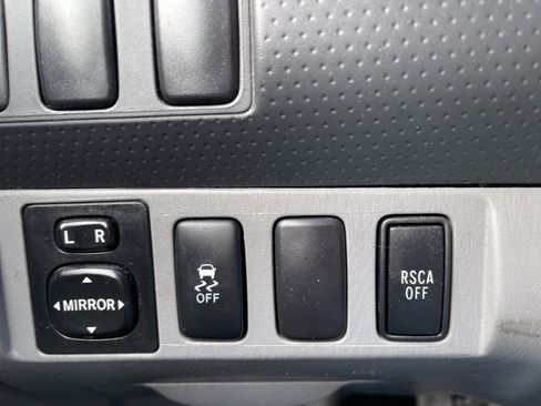 Used 2015 Toyota Tacoma 4x4 Double Cab w/ SR5 Package image 23