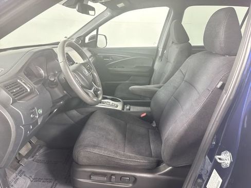Used 2022 Honda Pilot Sport image 4
