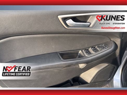 Used 2024 Ford Edge SEL image 19