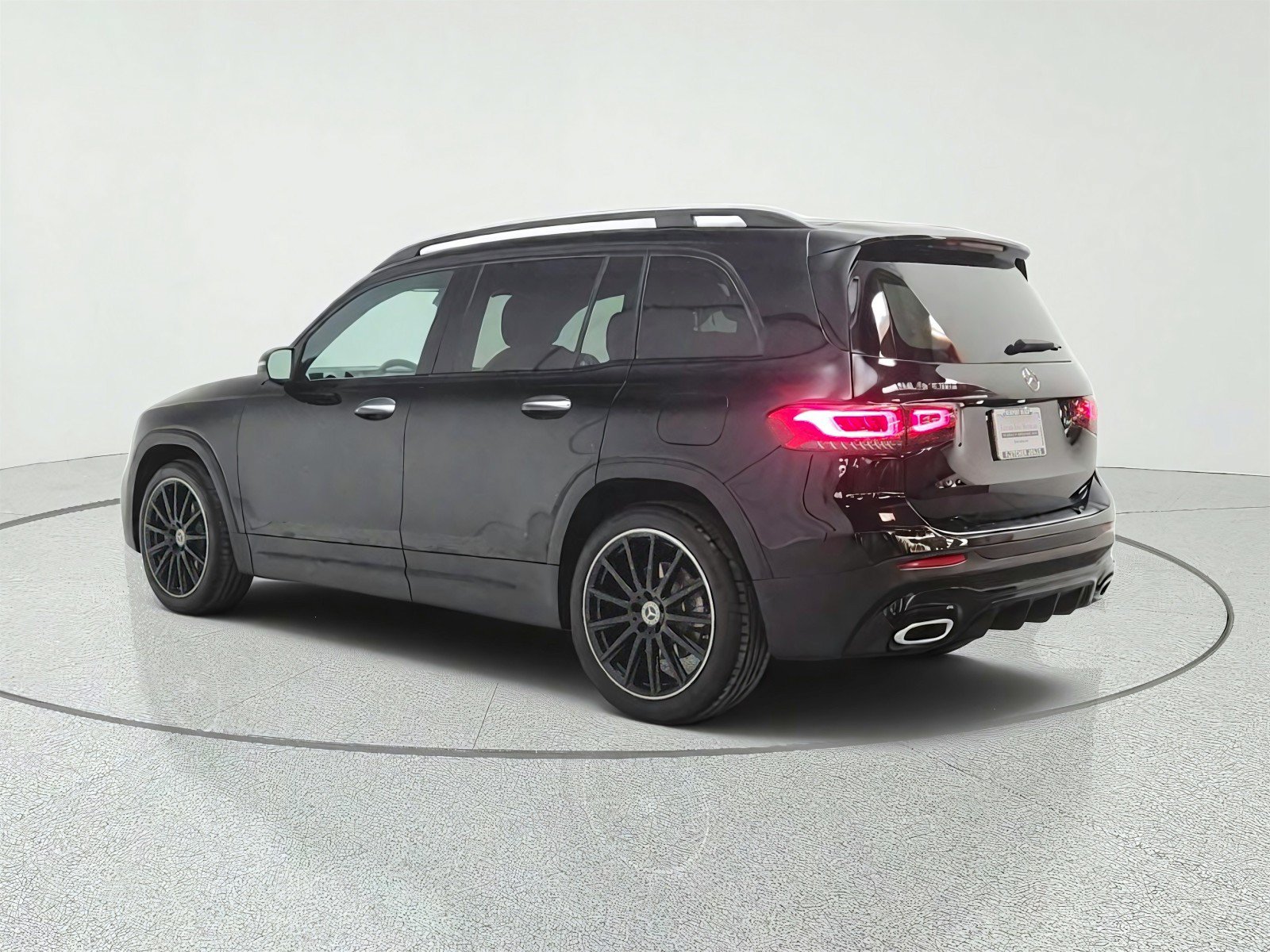 Used 2023 Mercedes-Benz GLB 250 image 7