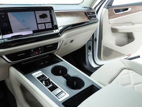 New 2026 Volkswagen Atlas SE image 23