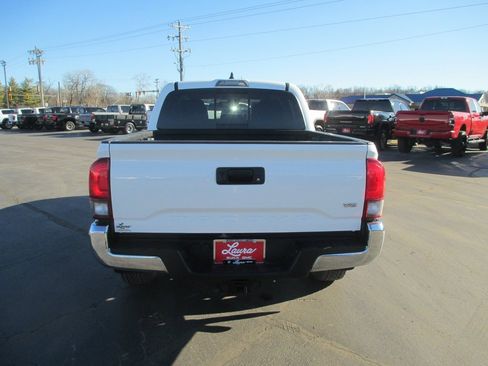 Used 2021 Toyota Tacoma SR5 image 5