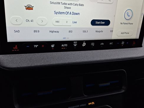 Used 2025 Ford Maverick XLT w/ XLT Luxury Package AWD/4WD image 10