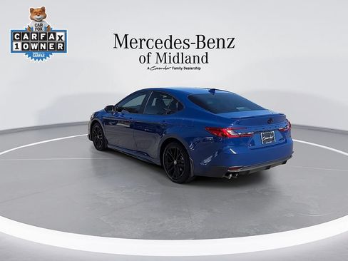 Used 2026 Toyota Camry SE w/ Convenience Package FWD image 6
