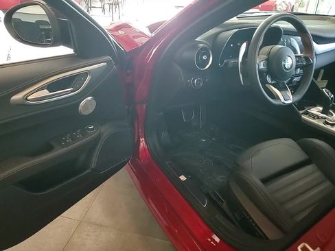 New 2025 Alfa Romeo Giulia AWD w/ Driving Assist Package image 19
