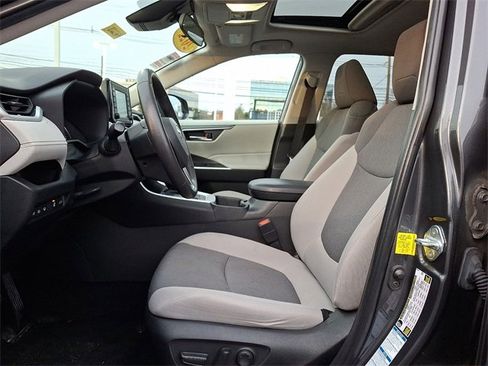 Certified 2022 Toyota RAV4 XLE w/ Convenience Package image 20
