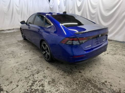 Used 2024 Honda Accord Sport image 7