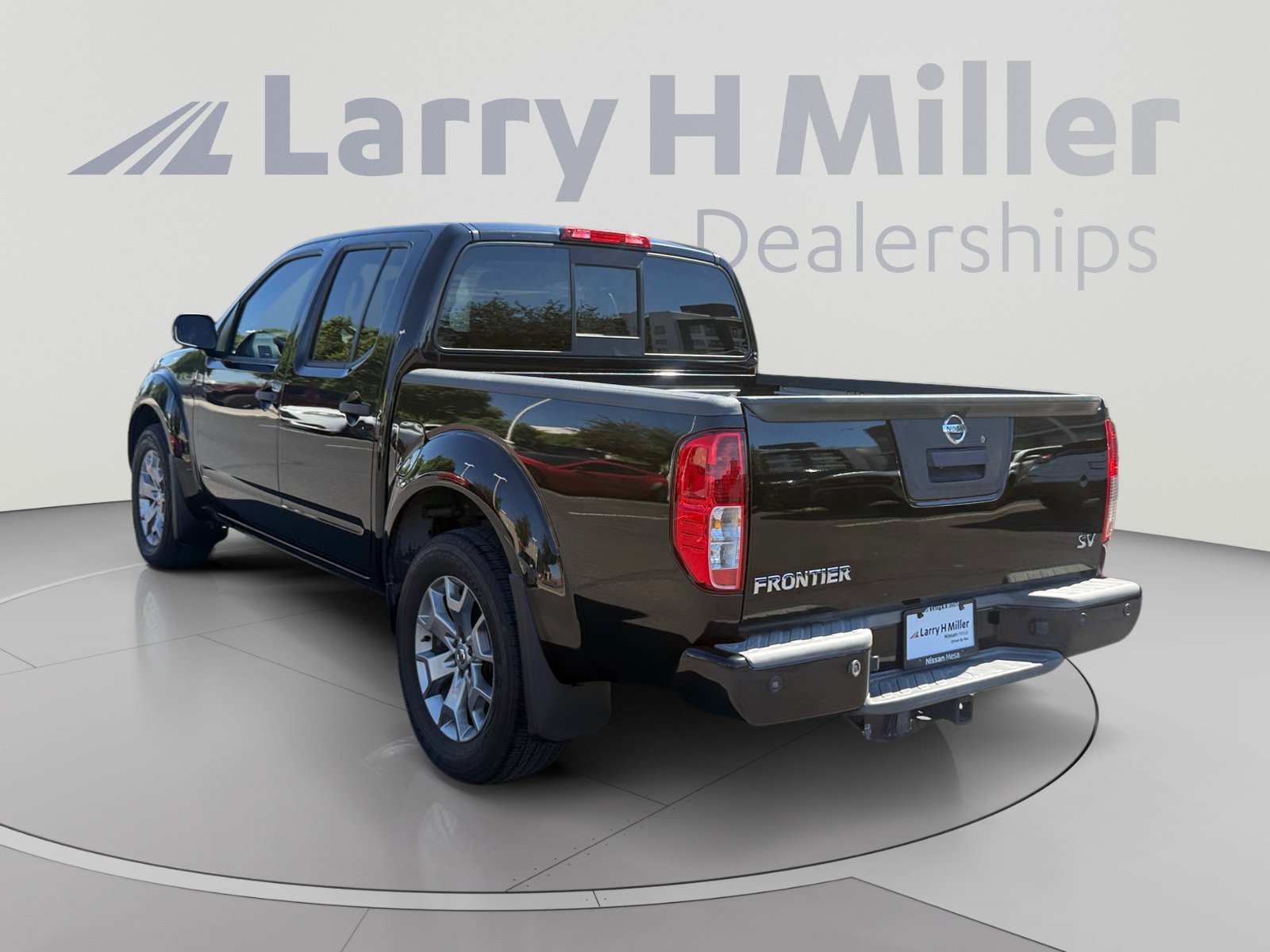 Used 2020 Nissan Frontier SV RWD image 3