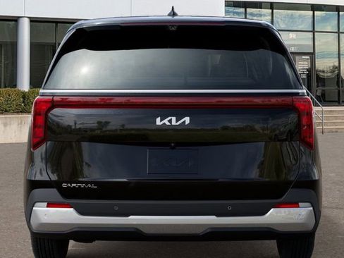 New 2026 Kia Carnival LXS image 14