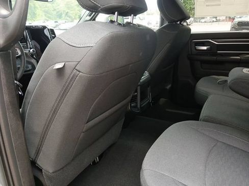 New 2026 RAM 3500 Big Horn AWD/4WD image 17