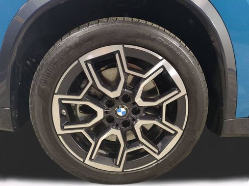 Used 2025 BMW X1 xDrive28i AWD/4WD image 11