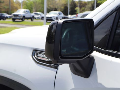 Used 2023 GMC Sierra 1500 AT4 w/ AT4 Premium Package AWD/4WD image 17