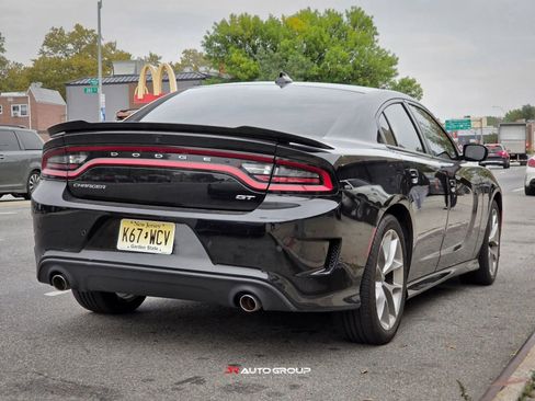 Used 2022 Dodge Charger GT image 6