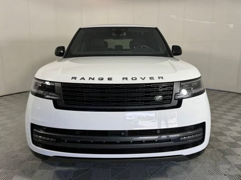 Used 2025 Land Rover Range Rover SE AWD/4WD image 7
