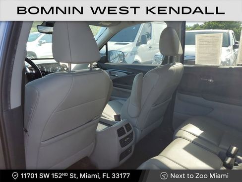 Used 2019 Honda Pilot Touring image 20