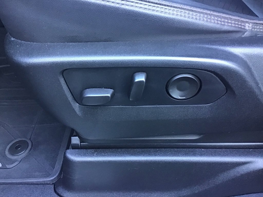 Used 2021 Chevrolet Tahoe High Country w/ Premium Package AWD/4WD image 9