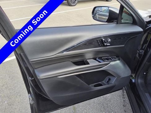 Used 2024 Cadillac Lyriq Sport RWD image 5