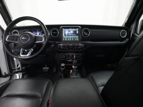 Used 2022 Jeep Wrangler Unlimited Sahara w/ Cold Weather Group image 5