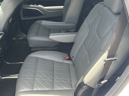 Certified 2024 Kia Telluride SX Prestige X-Line AWD/4WD image 14