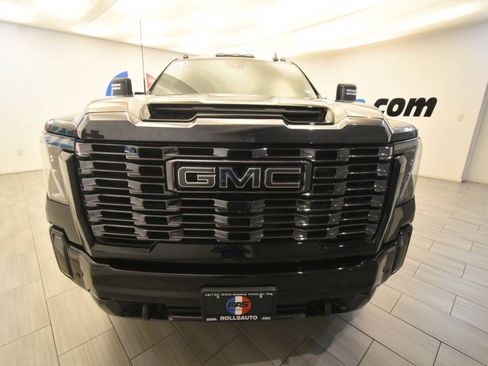 Used 2024 GMC Sierra 2500 Denali Ultimate w/ Max Trailering Package AWD/4WD image 8