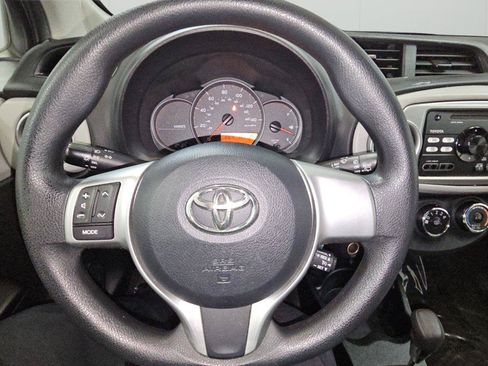 Used 2014 Toyota Yaris LE FWD image 22