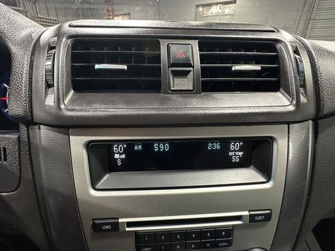 Used 2011 Ford Fusion SEL w/ 302A Rapid Spec Order Code FWD image 18