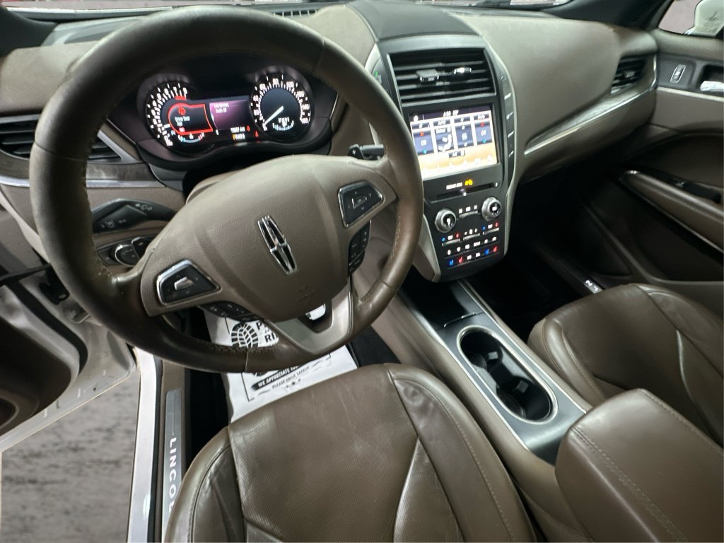 Used 2017 Lincoln MKC Reserve AWD/4WD image 32