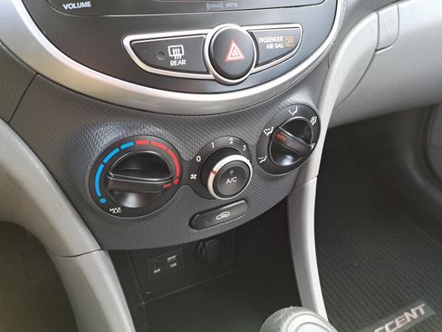 Used 2014 Hyundai Accent GS image 14