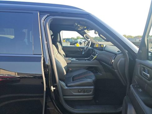 Certified 2026 Nissan Armada PRO-4X AWD/4WD image 7