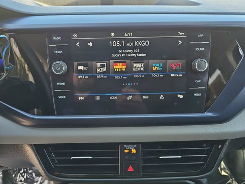Used 2022 Volkswagen Taos SE FWD image 19