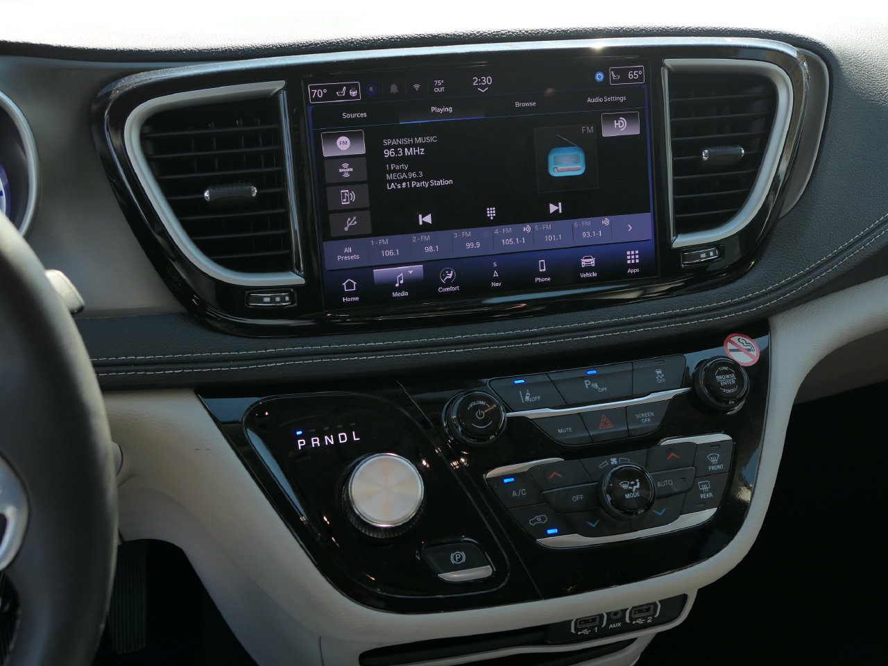 Used 2024 Chrysler Pacifica Limited FWD image 20