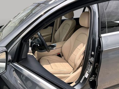 Used 2020 Mercedes-Benz GLC 300 image 8
