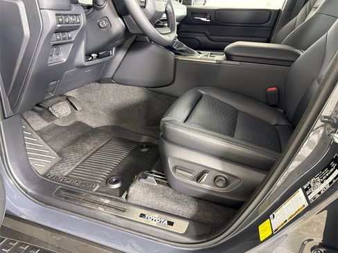 Used 2026 Toyota Land Cruiser Base image 10