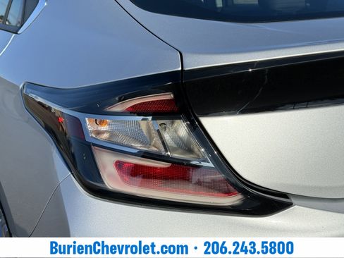 Used 2017 Chevrolet Volt LT image 36