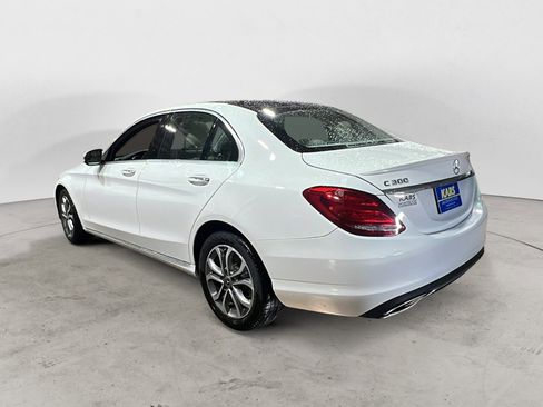 Used 2017 Mercedes-Benz C 300 4MATIC Sedan image 4