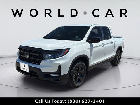 Used 2025 Honda Ridgeline Black Edition image 10