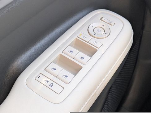 New 2026 Hyundai Santa Fe SE FWD image 19