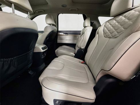 Used 2021 Hyundai Palisade Limited FWD image 8