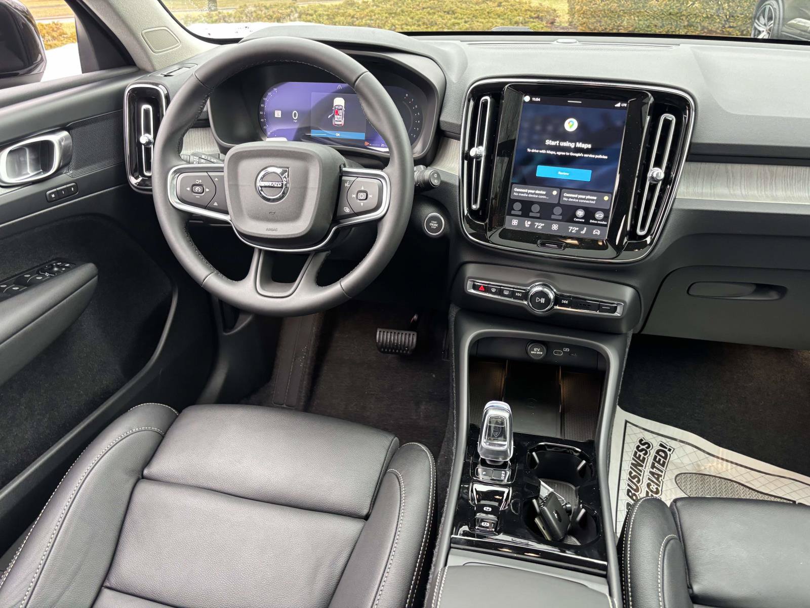 Used 2026 Volvo XC40 B5 Plus w/ Protection Package Premier AWD/4WD image 30