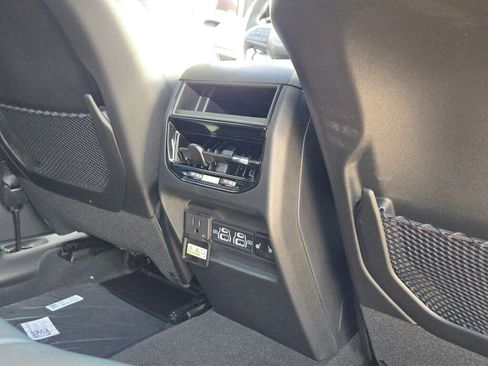 New 2025 Jeep Grand Cherokee Limited w/ MOPAR Finishing Package image 11