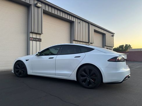 Used 2023 Tesla Model S Plaid AWD/4WD image 9