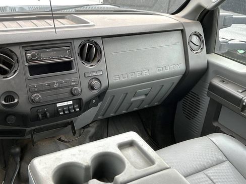 Used 2011 Ford F450 XL w/ PWR Equipment Group image 14